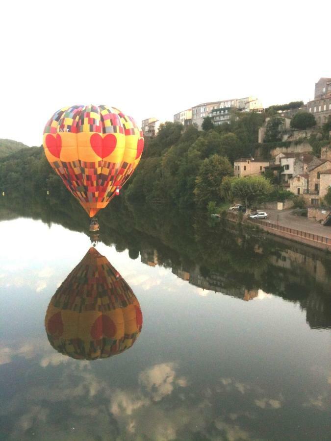 Maison Delmas Bed & Breakfast Puy-l'Eveque Luaran gambar